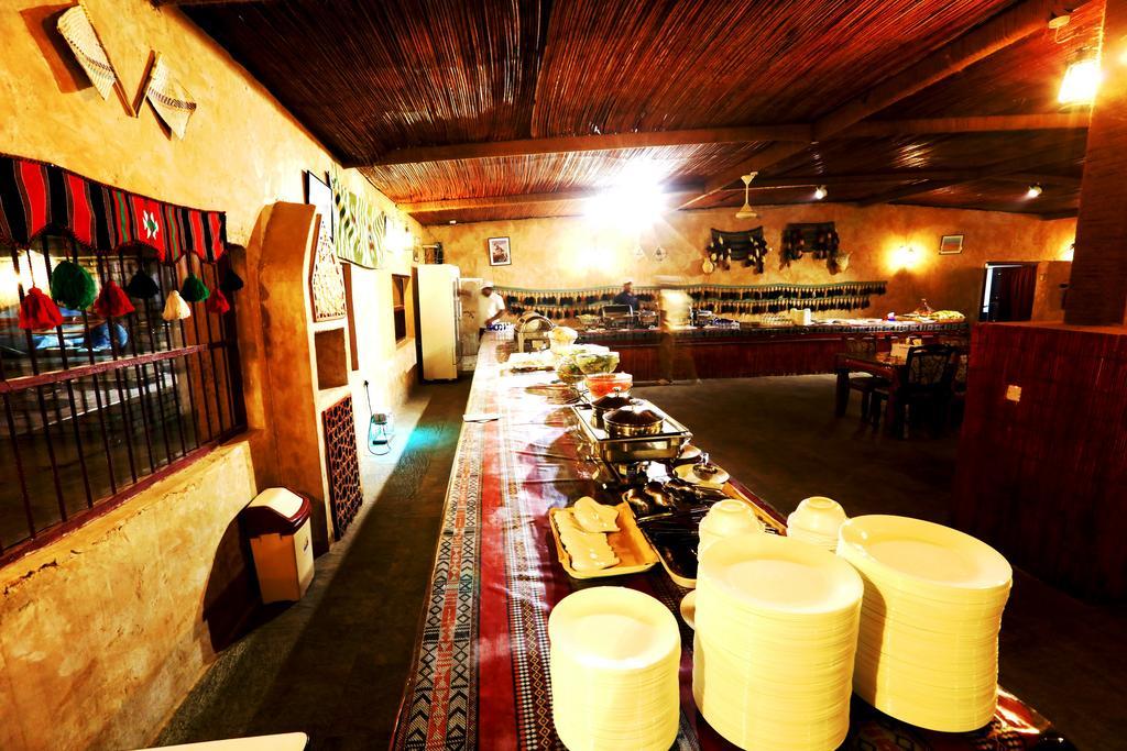 Luxury tent Arabian Oryx Camp 3*